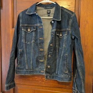 Dark Blue Women's Denim Jean Jacket Gap Size Small Like New
